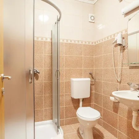 Mountain Lux Zoned *